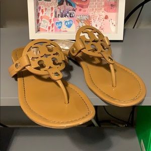 TORY BURCH SANDALS dark tan